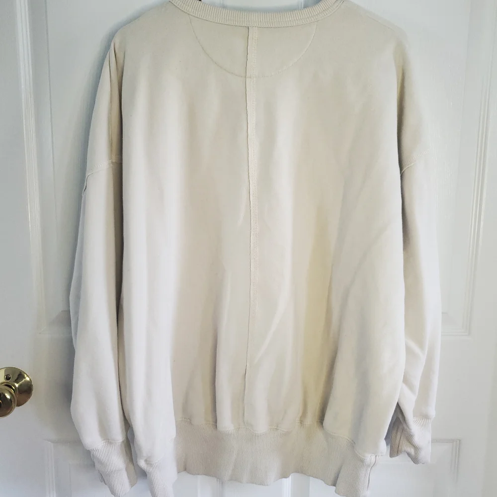 American Eagle Outfitters Oversized Beige Crewneck Sweater. Size M. #MP - Picture 4 of 7